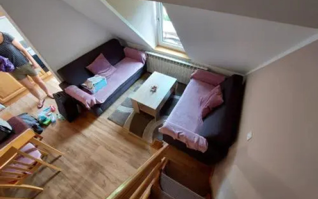 Apartments Ktrenc