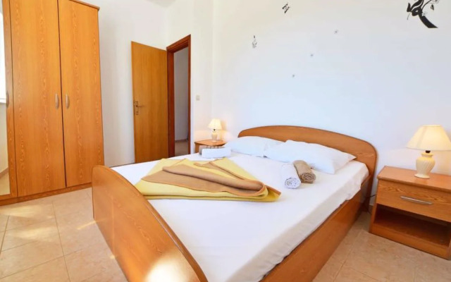Apartment Sani Karlobag 17049