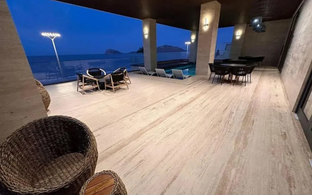 Grand Oliving