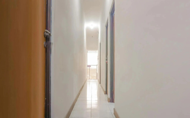 OYO 90338 Rumah Yasmin Syariah