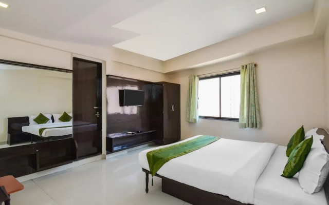 Treebo Trip Mahalaxmi Executive