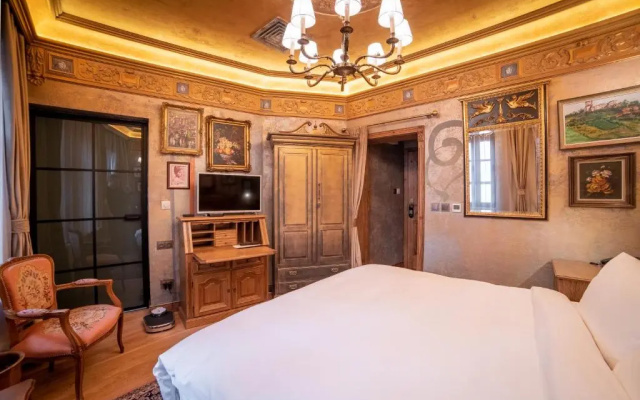 Bey House Royal Hotel