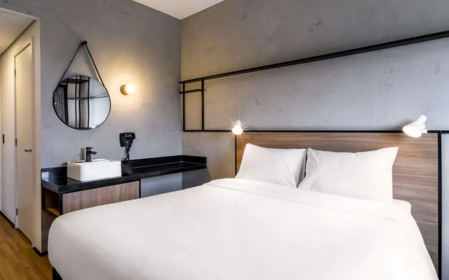Ibis Aruja