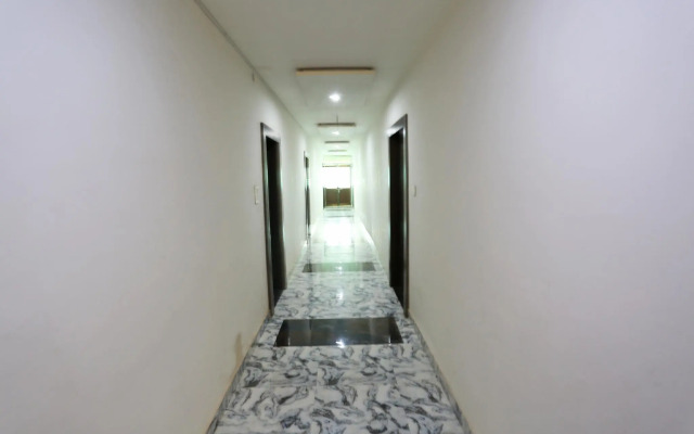 OYO 41860 hotel shri ganesh