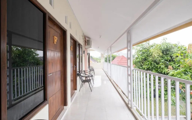 Oyo 2914 Teratai Guest House