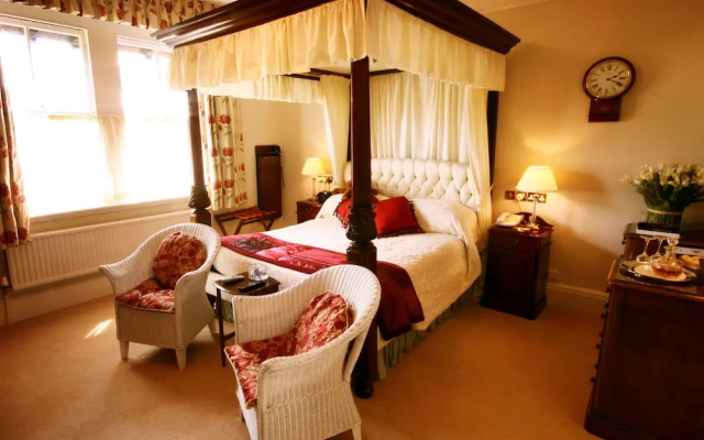 The Old Vicarage Restaurant with Rooms