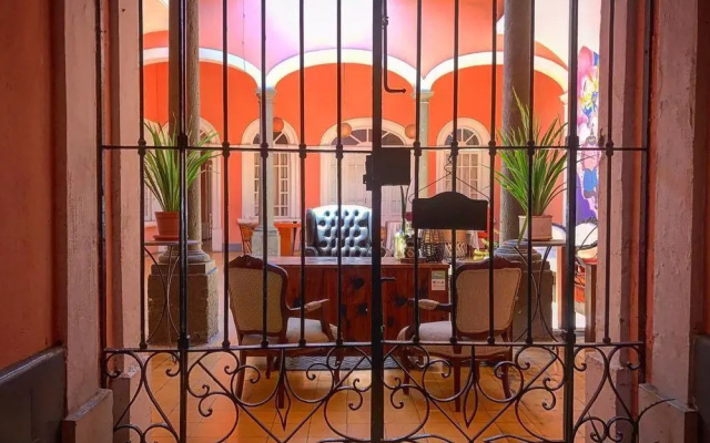 Maska Mansion