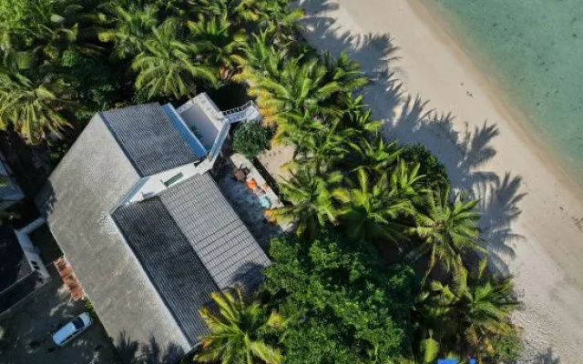 MYAMO Beach Lodge