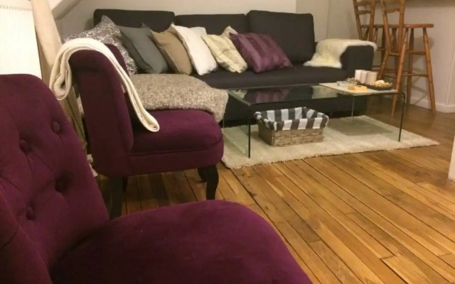1 Bedroom Apartment With Amazing Views in Paris