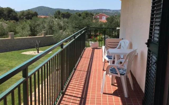 Americana Luxury Apartments