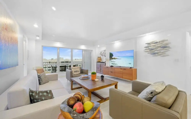 NOK Beachfront 3BR Retreat With Ocean Views