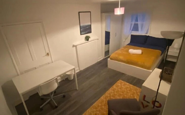 Liverpool City Stays - City Centre Apartment