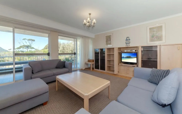Albacore Unit 4, 12 Ondine Close