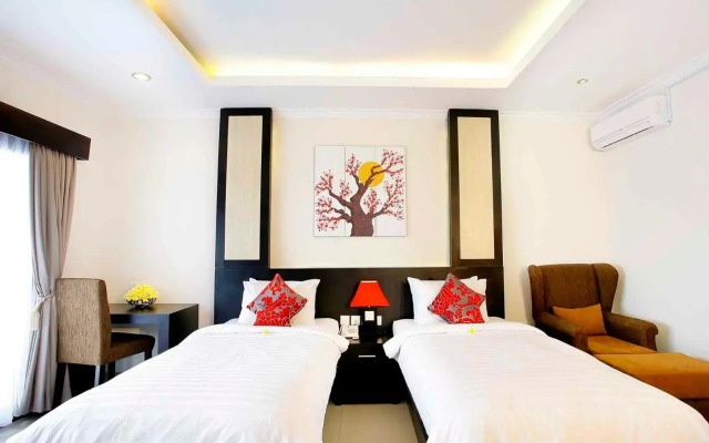 Green three bed room villa private pool