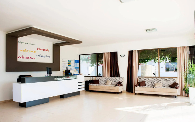 Zoes Hotel