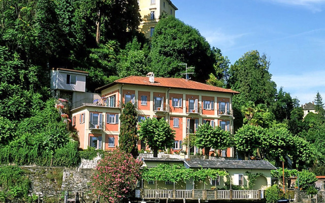 Casa sul lago 25733