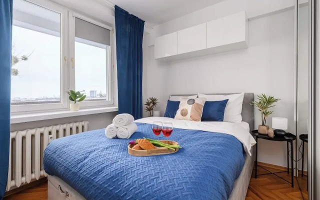 Lumina apartment near center of Warsaw