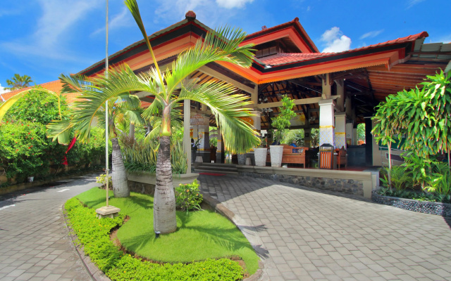 Отель Adi Dharma Hotel Kuta