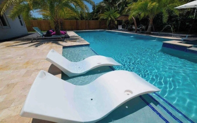 Casa by the Sea Pompano Beach