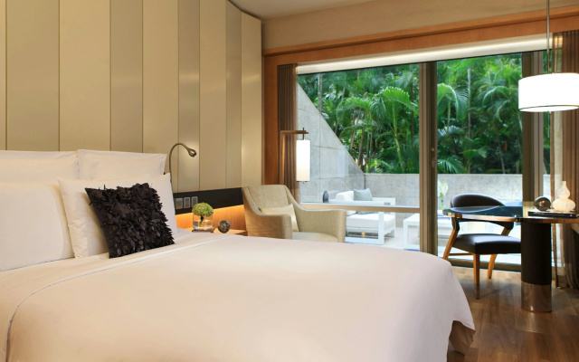 Renaissance Harbour View Hotel Hong Kong