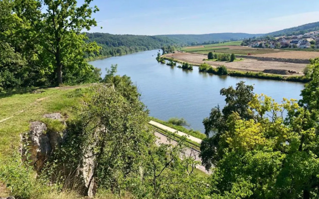 Chalet an der Donau direkt bei Regensburg, 5 Sterne DTV
