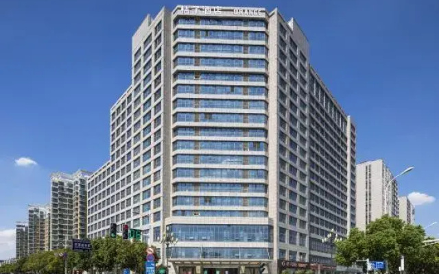 Orange Hotel (Nanjing Baijiahu Branch)