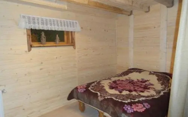 Cottage Lisovychok