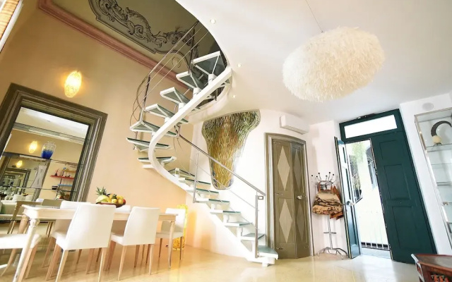 Salapolis Luxury Apartments
