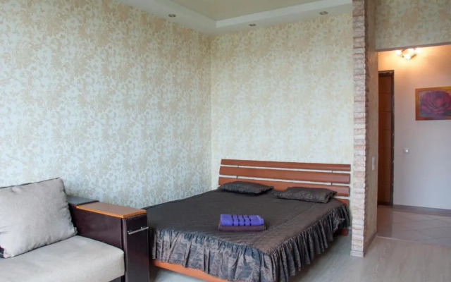 Apartment on Bogatyrskaya 6a