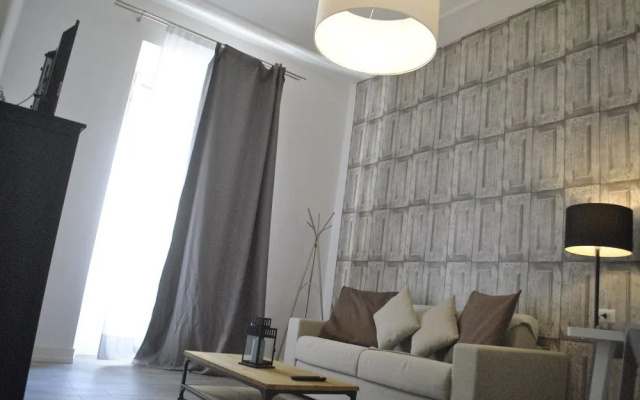 Rome Industrial House