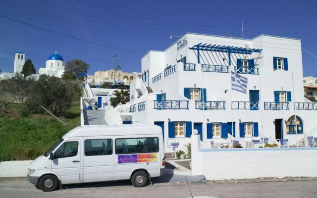 Margarita Hotel & Suites