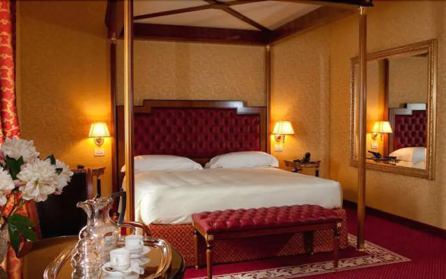 Hotel Maxim