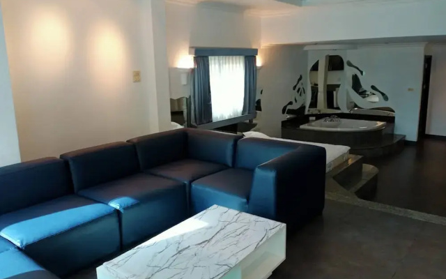 115sqm Studio Type Jacucci - Apartment 301
