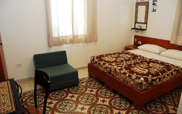 Ariela's Place Израиль, Иерусалим - отзывы, цены и фото номеров - забронировать отель Ariela's Place онлайн комната для гостей