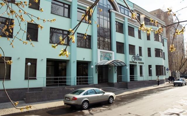 Select Hotel Paveletskaya Москва парковка