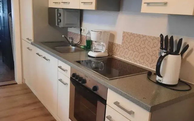 Spacious 2BR 1LR Apartment Central Area