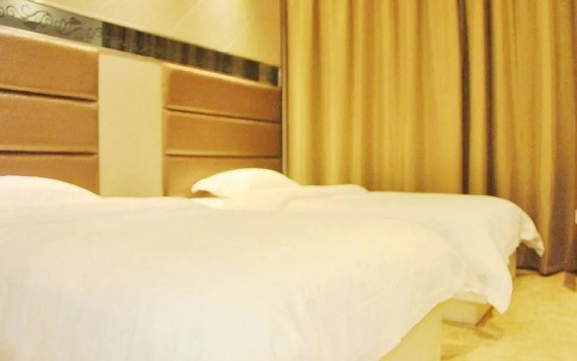 ChonpinesHotel