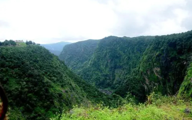 Prakruthi Yatri Nivas