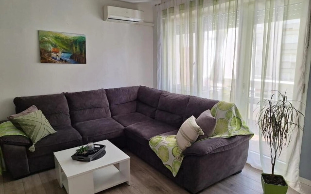 Apartment Karlo