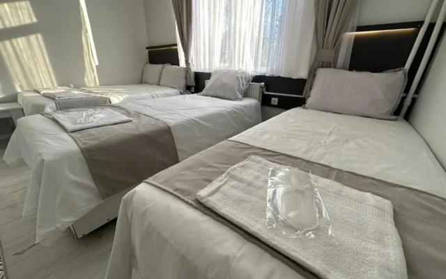 Otel Ni̇l Firat