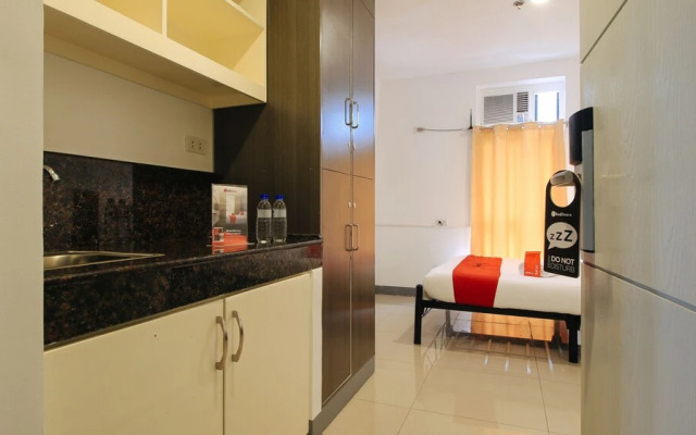 Jardin Suites Hotel & Residences by RedDoorz