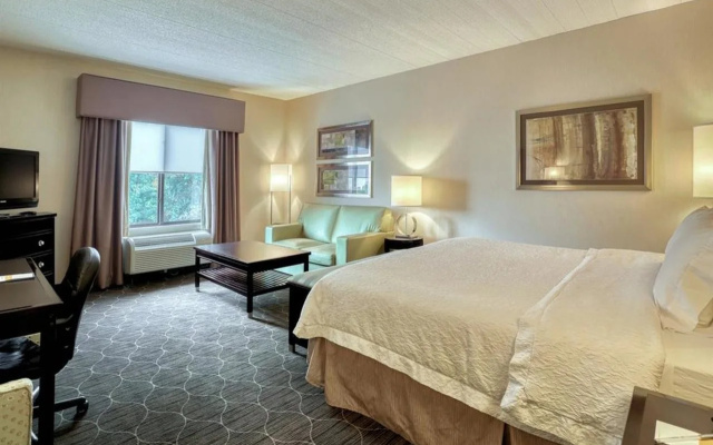 Hampton Inn & Suites Parsippany/North