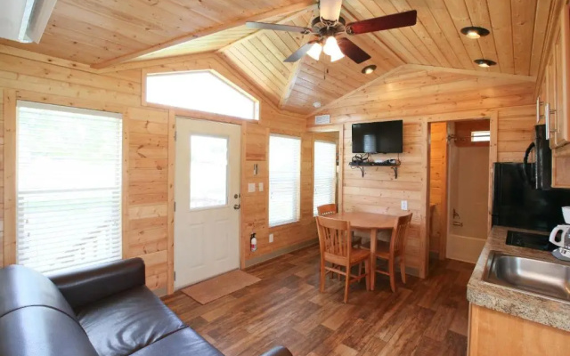 Lake Conroe Two-Bedroom Cabin 13