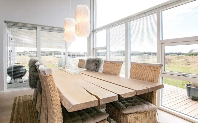 6 Person Holiday Home in Brovst