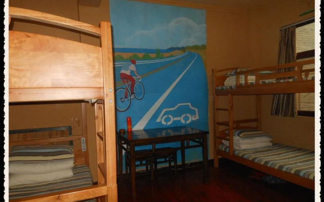 Zhengzhidao Youth Hostel