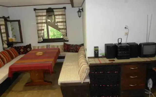 Milkovata Guest House
