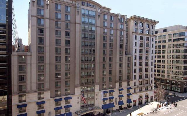 Отель Hilton Garden Inn Washington Dc Downtown вид на фасад