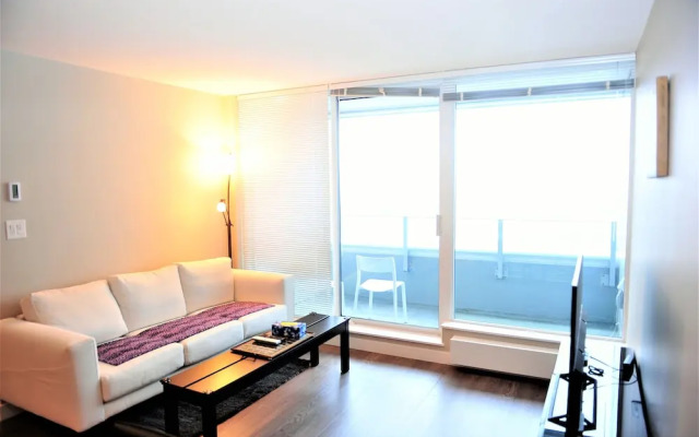 Brand New 1bdr 1den Condo in Vancouver