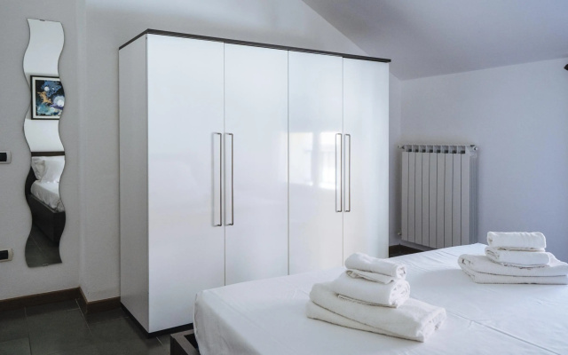 Viale Hambury 51