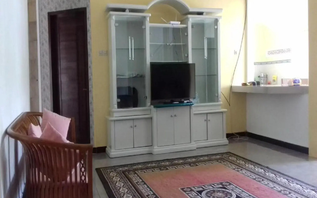 Nita's Homestay Banyuwangi By Zuzu